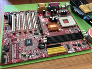 MSI-KT3-Ultra-2-Decap-03.jpg