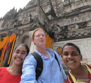 11-Selfie with The Foreigner - 6