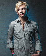 Ross-Lynch-superficial-guys-122