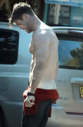 Chris-Hemsworth-superficial-guys-49