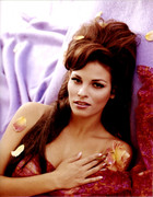 raquel-welch-f44