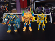 Cyberverse-Deluxe-Cheetor-05