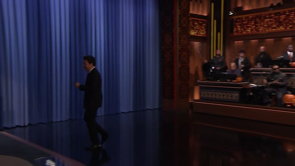 Jimmy Fallon 2023 10 31 Taylor Lautner | En ,6CH | [1080p] (x265) Vrk6mkcr26n7