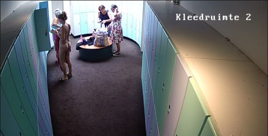 [Image: Voyeur21255110933.jpg]
