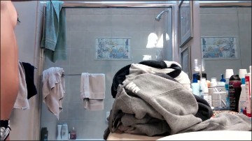 [Image: Voyeur59785110853.jpg]