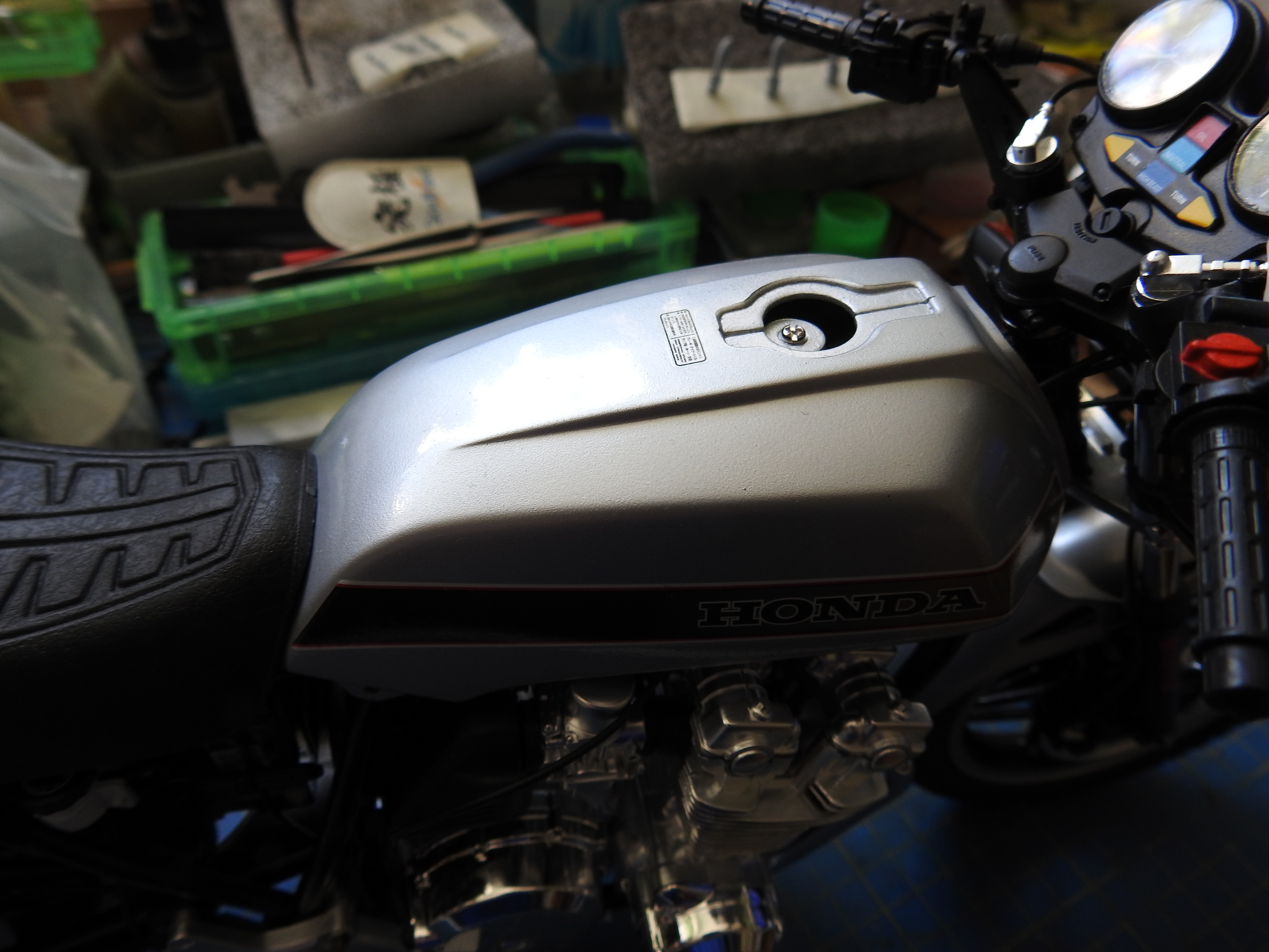 Honda CB750F Tamiya 1/6 - Sida 2 DSCN9565