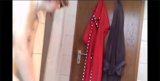 [Image: Voyeur33985152119.jpg]