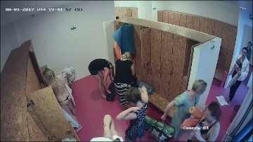 [Image: Voyeur61085101643.jpg]