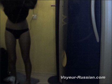 [Image: Voyeur52865120912.jpg]