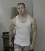 Nick-Jonas-superficial-guys-49