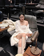 2021-12-25 01.27.27 2736401054645410378_436527041