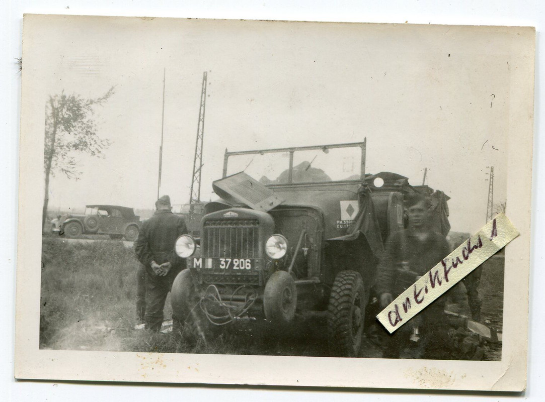 Kübel mit M 37206 aus England oder Frankreich im