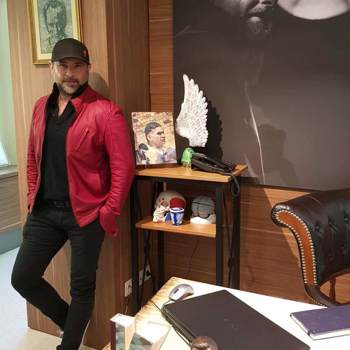 DF5A5931-FAD9-46FF-AF2F-C967CF52CF58