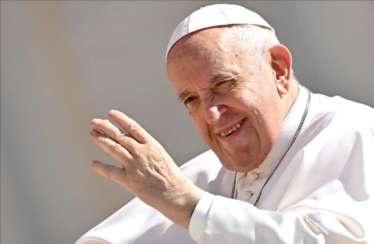 Papa Francisco podría revisar el celibato en la Iglesia católica