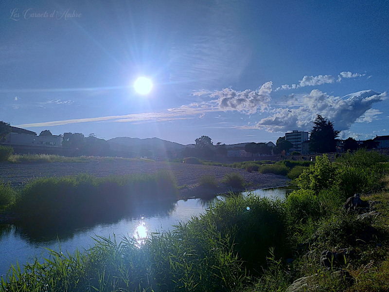 Soleil sur le canal