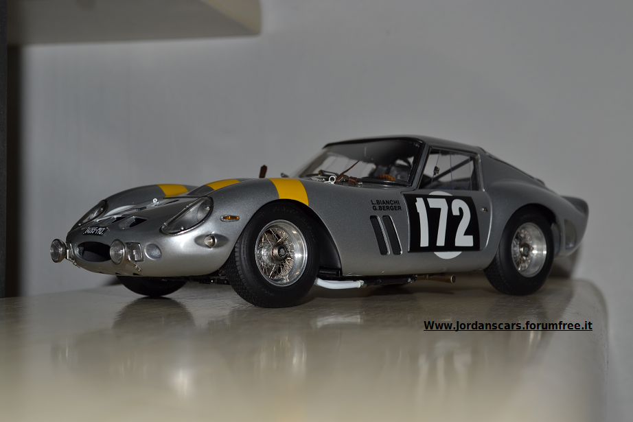 FERRARI-250-GTO-CMC-cz