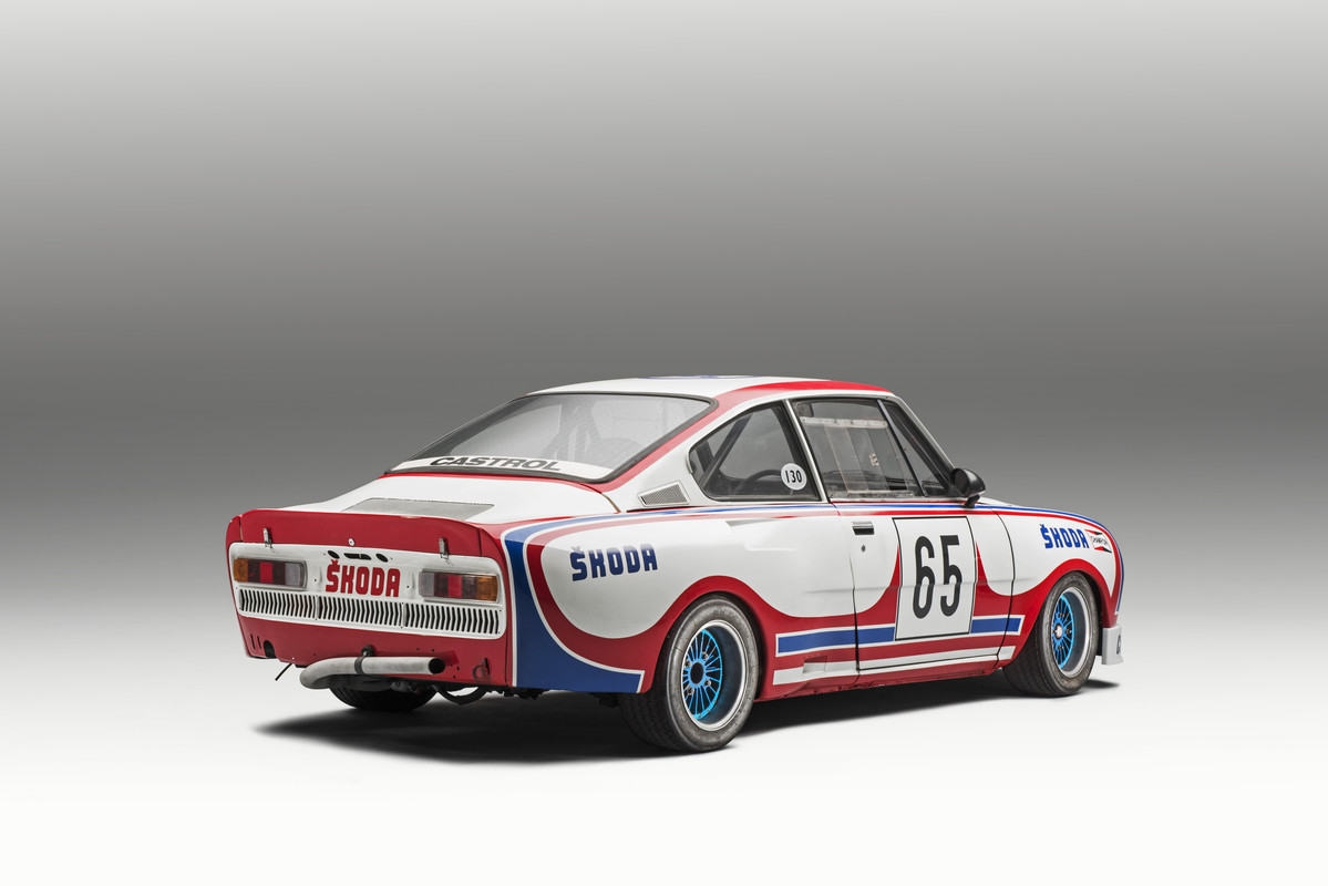 koda-130-rs-1975-la-estrella-a-ambos-lados-del-telon-de-acero(12)