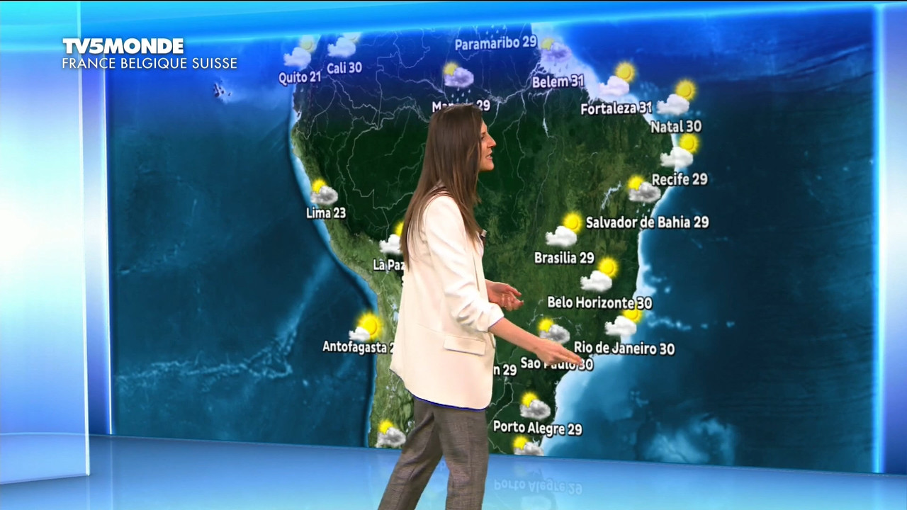 01.31 - 17.26.00 - Météo TV5 FBS. Le bulletin météorologique internat....ts_snapshot_08.32.840