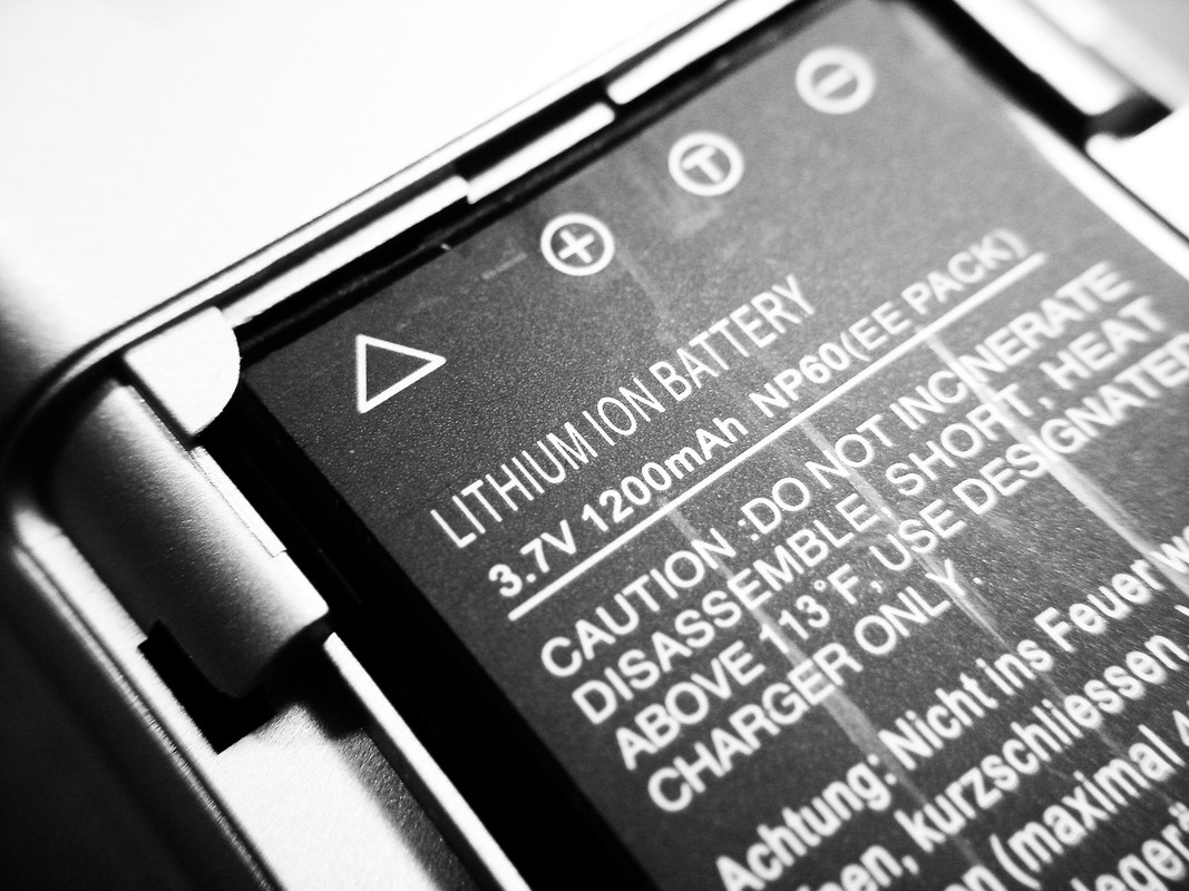 Батарея на телефоне не держит заряд