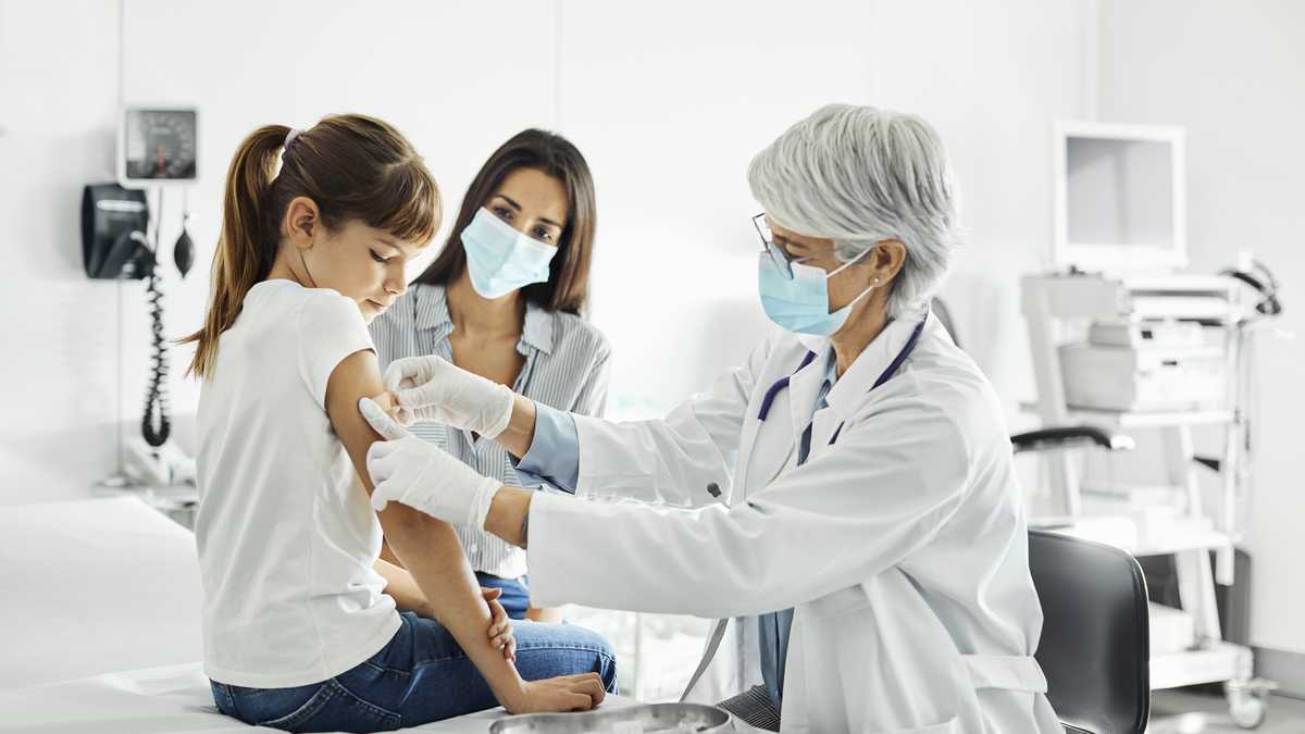 Costa Rica comenzará vacunación de niños contra Covid-19 en enero