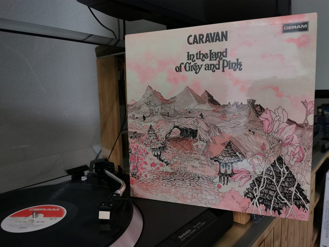 Caravan - In the land of grey and pink (1971)