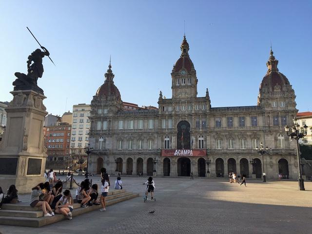 1º DÍA (VIERNES): A CORUÑA - GALICIA CON NIÑOS (13)