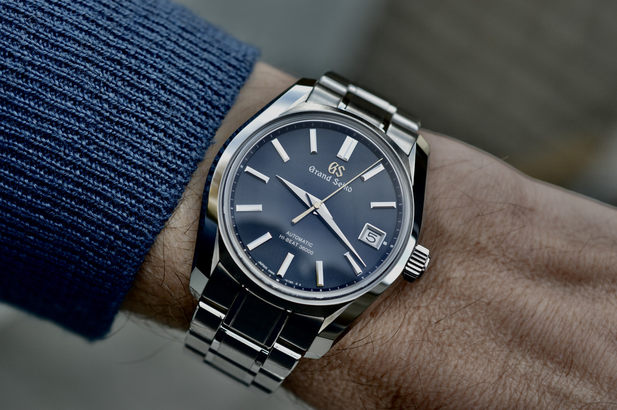 **** La montre du jour ! Vol. 40**** - Page 32 DSC-0806