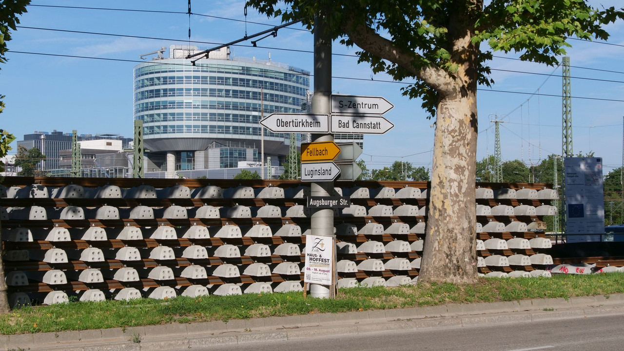 [Bild: 090825-084556-1b.jpg]