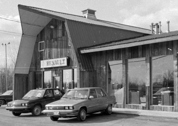 3015-vincent-massey-dr-midway-motors-1983-03-29-progr-edn-cr.webp