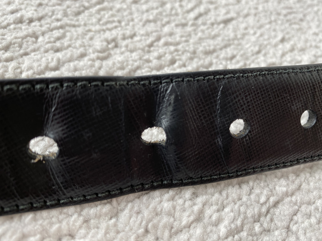 978686F3-7EB0-4AF2-A7E4-01413FEB6A10