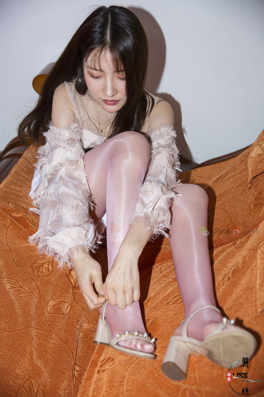 [Image: i-D0qc5-Trsy9-W5-Qjy.jpg]