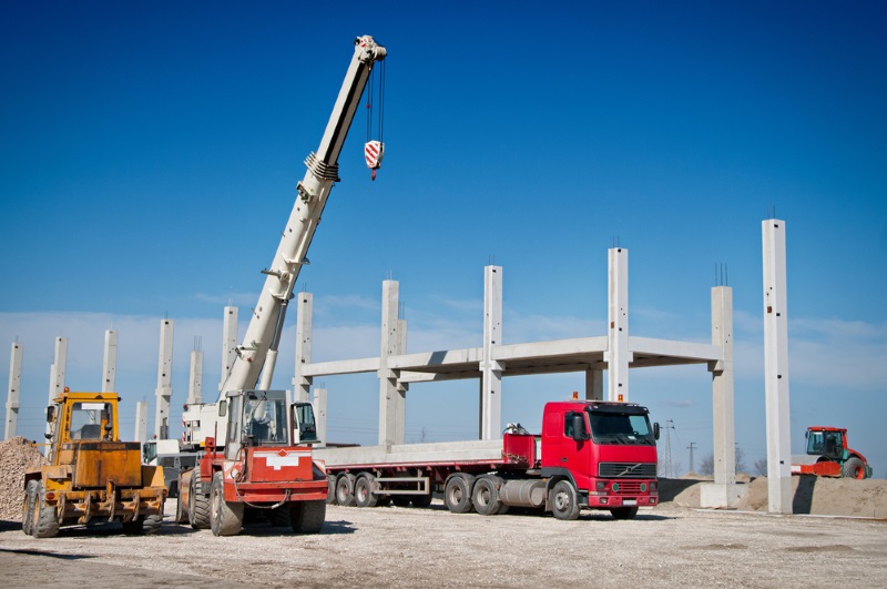 Mobilizing Construction: The Unseen Power of Mobile Cranes