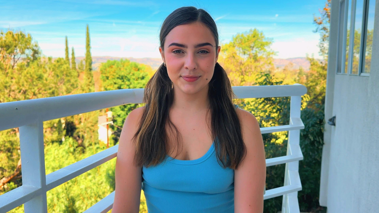 BangRealTeens 26 06 09 Violet Dawn Risky Outdoor Fun with Florida Teen Hottie