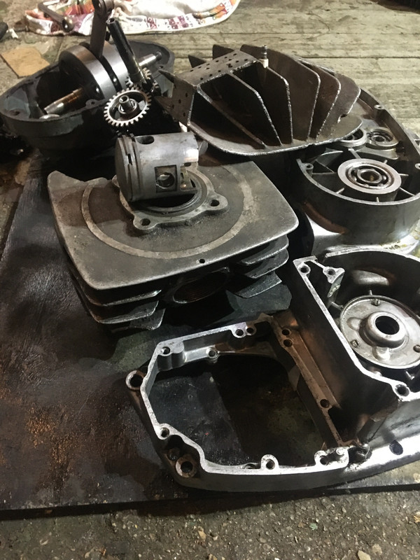 DDAD351C-DE30-4C73-AE83-3B8290365126