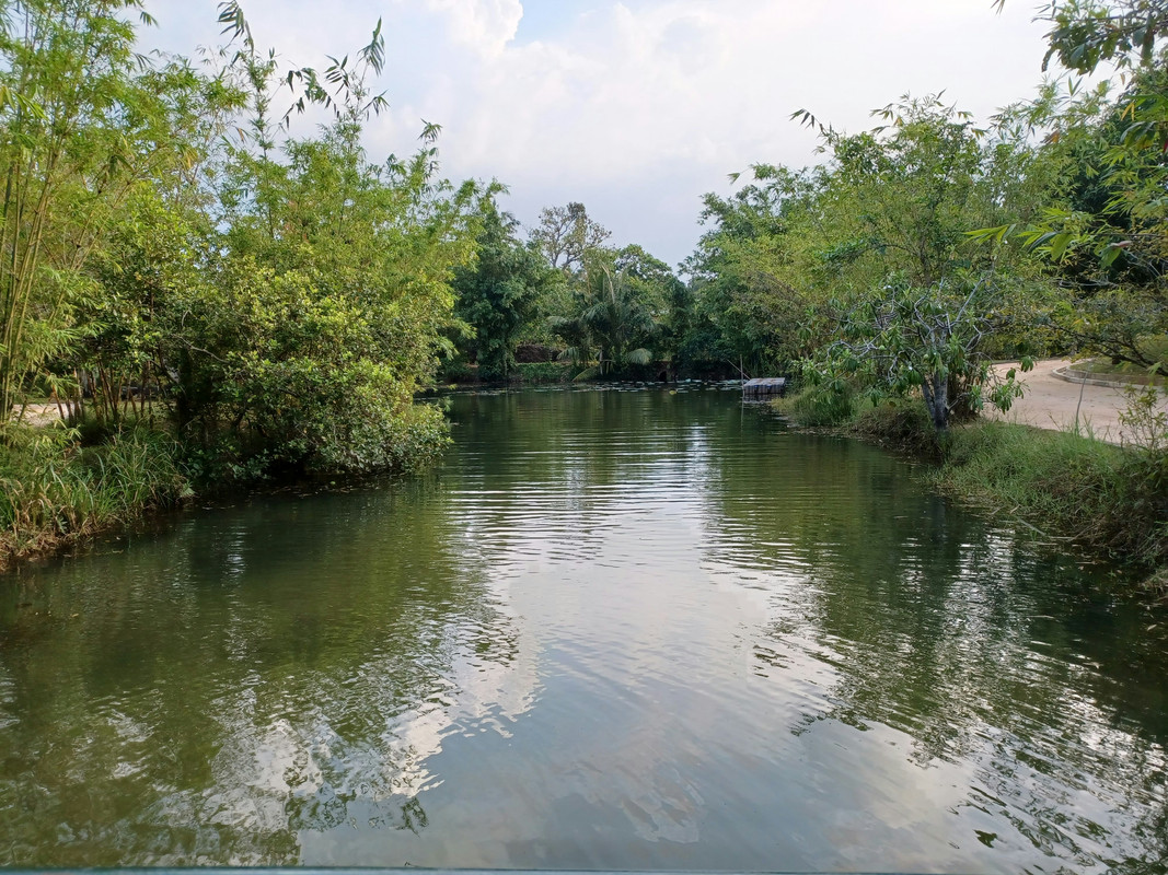 Aqua Land with Ponds