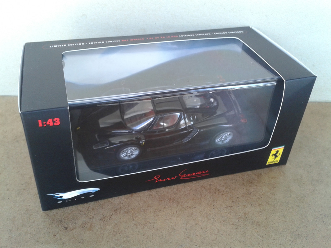 2002 Ferrari Enzo (Hot Wheels Elite) (3)