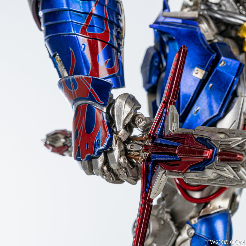 Threezero-DLX-TLK-Prime-054