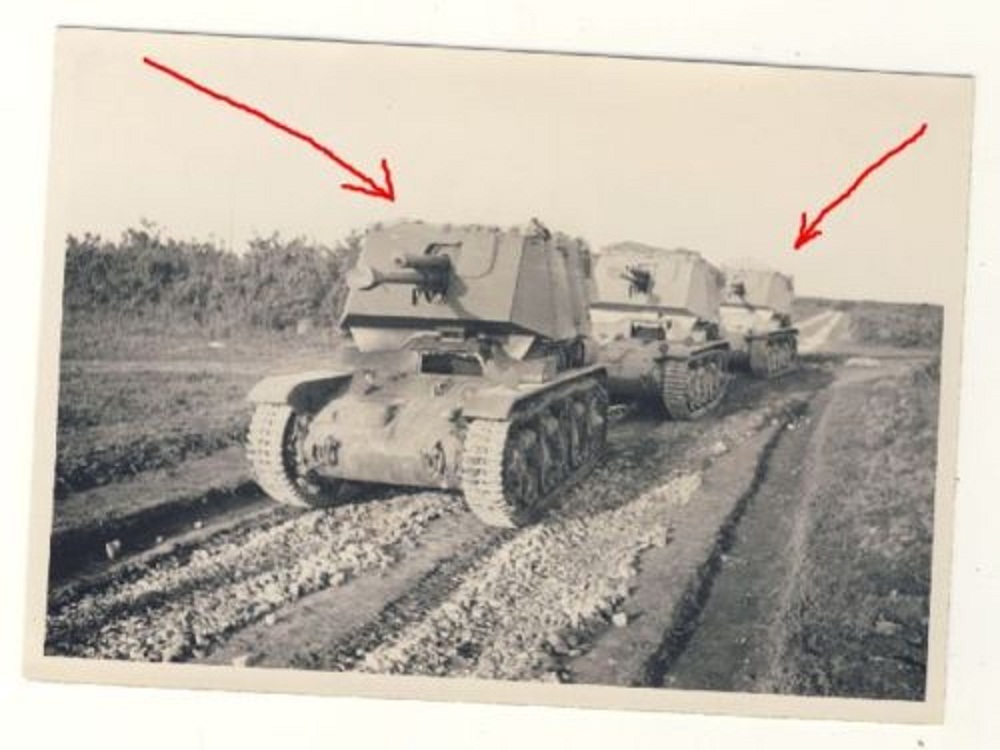 Foto FRANKREICH - Kolonne von Panzerjägern MARDE