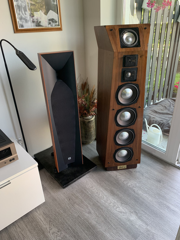 63717958-F2DD-434B-BFF4-565105866F17