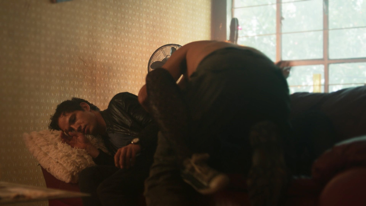 Diablo.Guardian.S01E02.1080p.AMZN.mkv_snapshot_01.13_[2021.07.28_15.13.15]