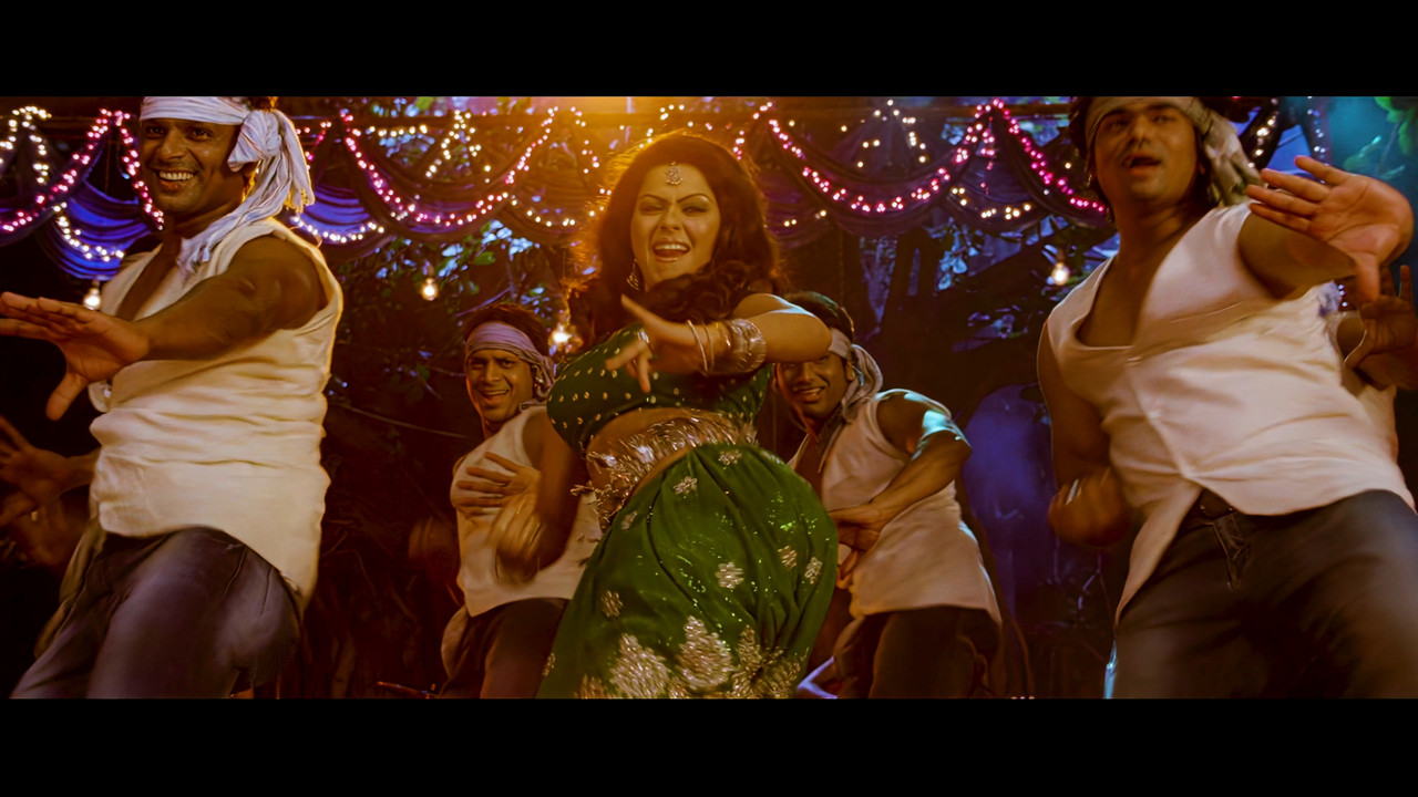 Tamanna Hot Song 03 From Himmatwala Taki O Taki 4K (Best Quality).mp4_snapshot_00.03_[2021.04.05_13.