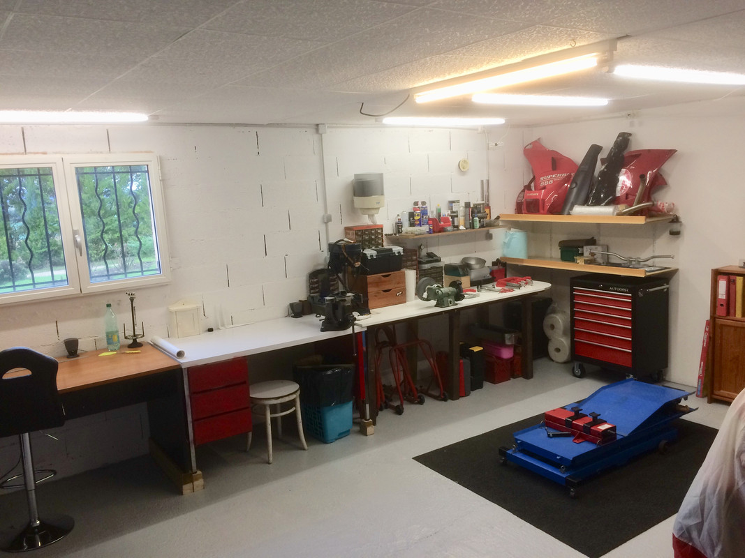 5A16B040-83CC-4372-A972-09CAB396BE05