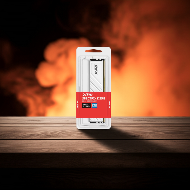 Memória XPG branca em um setup gamer iluminado