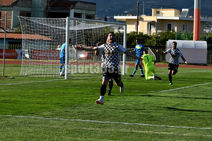 , &Tau;&epsilon;&lambda;&iota;&kappa;ό&sigmaf; &Kappa;&upsilon;&pi;έ&lambda;&lambda;&omicron;&upsilon; &Mu;&epsilon;&sigma;&sigma;&eta;&nu;ί&alpha;&sigmaf;: &Phi;&omega;&tau;&omicron;&rho;&epsilon;&pi;&omicron;&rho;&tau;ά&zeta; &alpha;&pi;&omicron; &tau;&eta;&nu; &Pi;&alpha;&rho;&alpha;&lambda;ί&alpha;