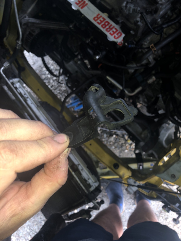 FBAC7A47-0597-4CF6-AE7B-99B8AA36C4B4