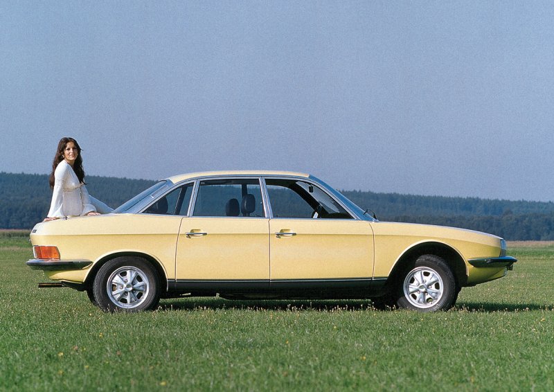 1967–77_NSU_Ro_80_04