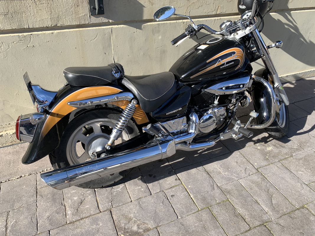 8BC4AED9-82DC-48DD-B3D2-3C61287D6FD8