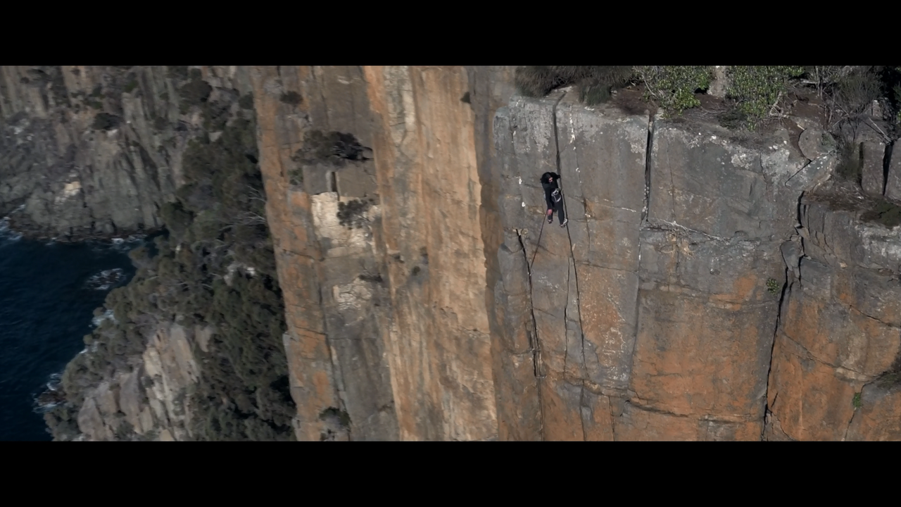 OtherLife (2017) 1080p NF WEBRip 10bit DD 5.1 x265.HEVC D0ct0rLe