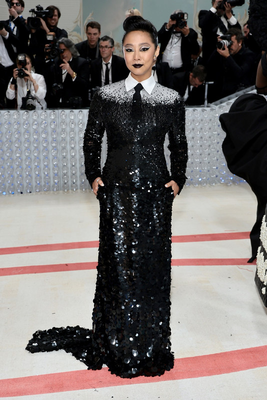 Met Gala 2023, Rihanna e le altre star in Valentino Met Gala 2023, Rihanna e le altre star in Valentino