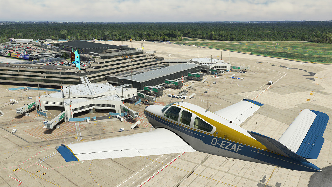 Koln-Bonn-airport-EDDK-Bonanza-V35-1.jpg